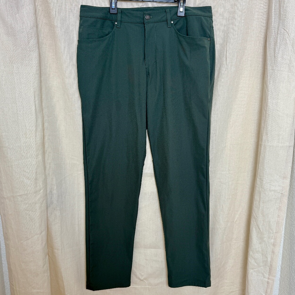 Men's Lululemon 34x32 ABC Classic Fit Pant